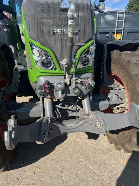 FE000424 FENDT 724 VARIO GEN6 TRACTOR