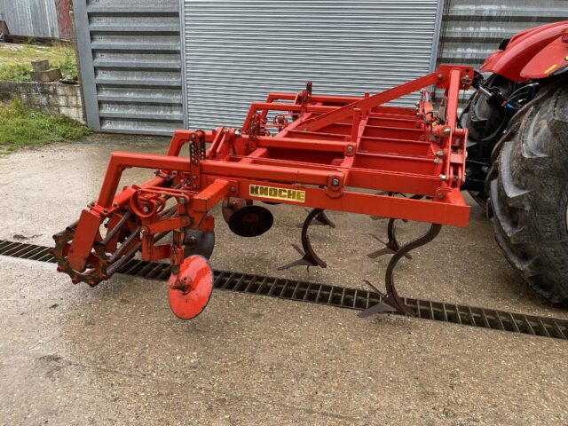 Knoche Cultivator