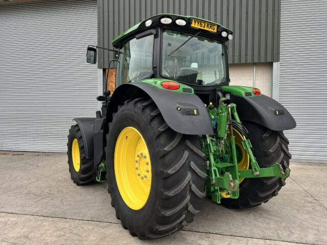 JOHN DEERE 6210R