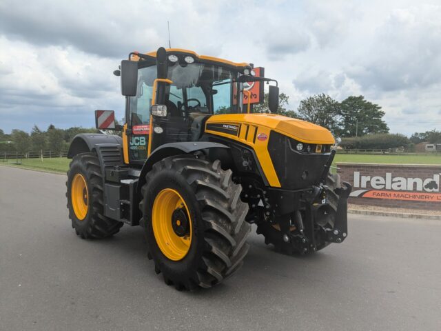 JCB FASTRAC 4220 ICON (2024)