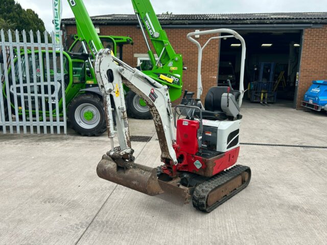 TAKEUCHI TB210R