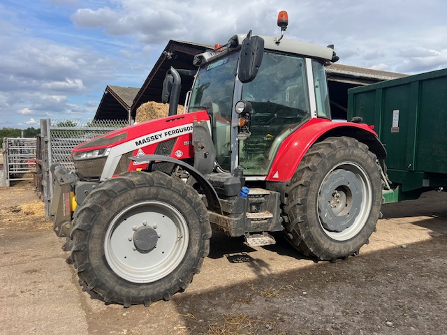 T8012194 2022 MF5S.145 & FL.4018 LOADER