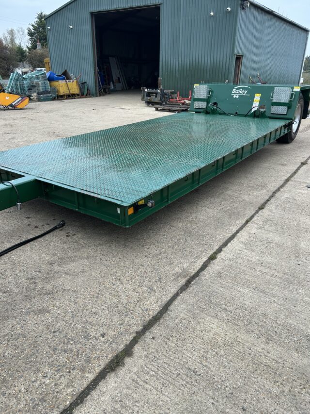 Bailey low loader