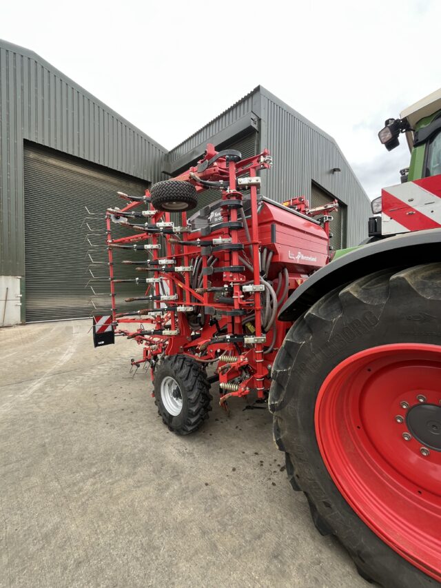 Kverneland Ts Tine Drill
