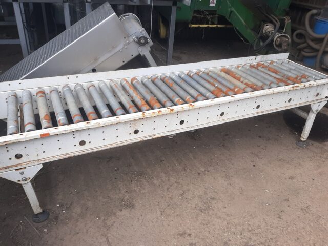 Gravity roller conveyor 2.3m long