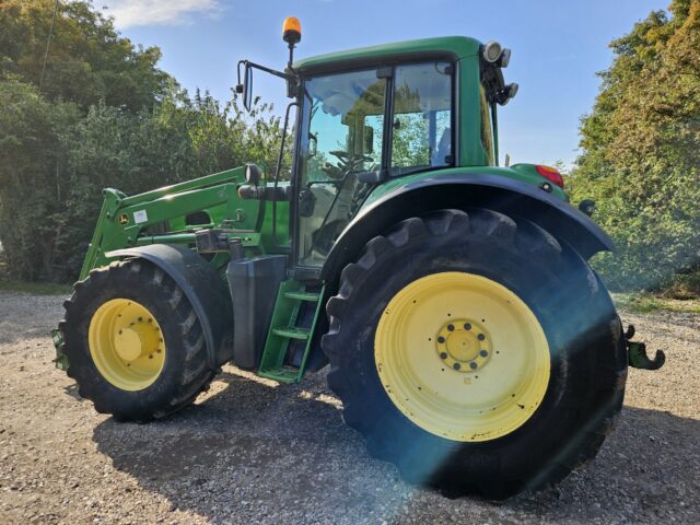 John Deere 6830 Premium 4wd Tractor