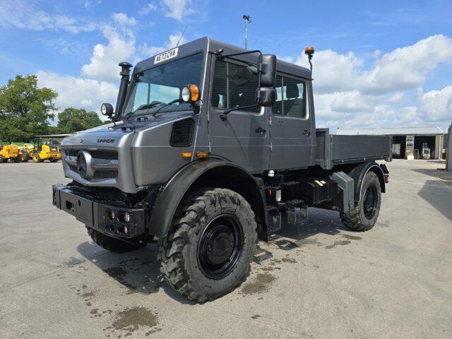 2023 Mercedes-Benz Unimog U4023