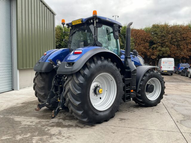 2020 New Holland T7.315 4WD Tractor