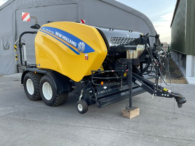 2022 New Holland Roll Baler 125