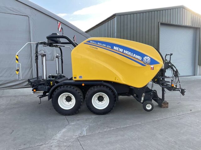 2022 New Holland Roll Baler 125