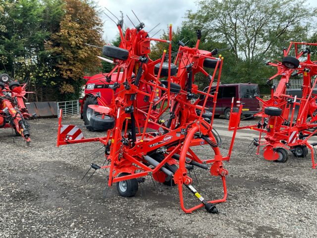 2025 Kuhn GF8703 Mounted Tedder
