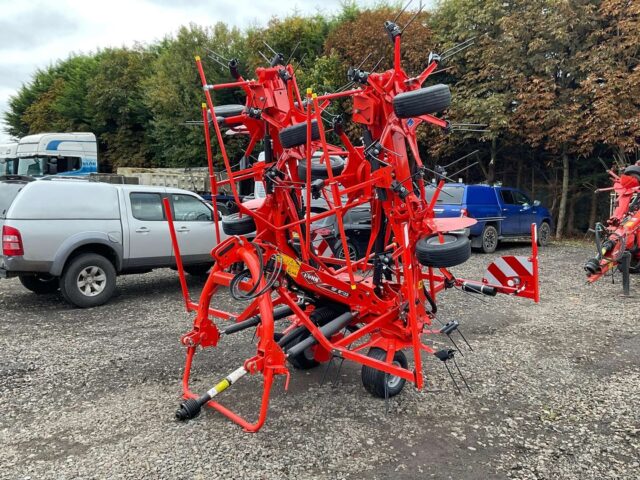 2025 Kuhn GF8703 Mounted Tedder