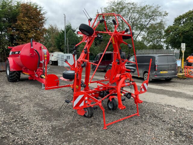 2025 Kuhn GF6503 Mounted Tedder