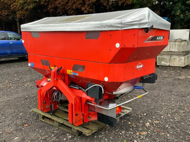 2022 Kuhn M-EMC-W Fertiliser Spreader