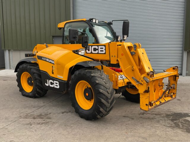 Lot 9: 2019 JCB 542-70 Telehandler