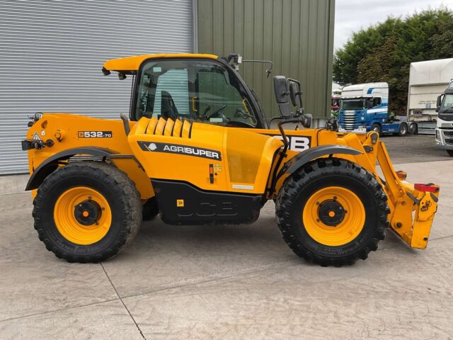 Lot 12: 2020 JCB 532-70 Telehandler