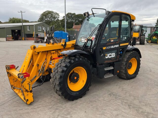 Lot 12: 2020 JCB 532-70 Telehandler