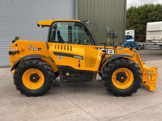 Lot 15: 2019 JCB 542-70 Telehandler