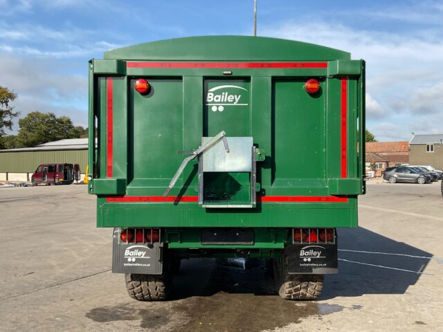 Lot 5: Bailey Twin Axle Tipping Trailer