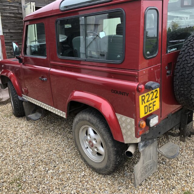 Land Rover Defender County 300 TDI