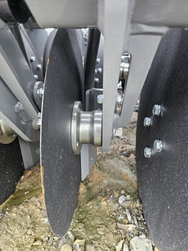 3-metre Disc Seeder Agriwir in stock