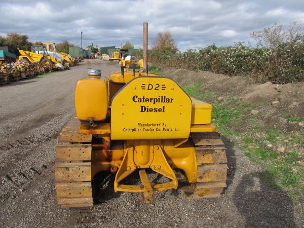 Caterpillar D2 3J Crawler