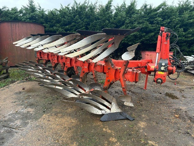 5M003439 KHUHN MULTIMASTER 183 PLOUGH