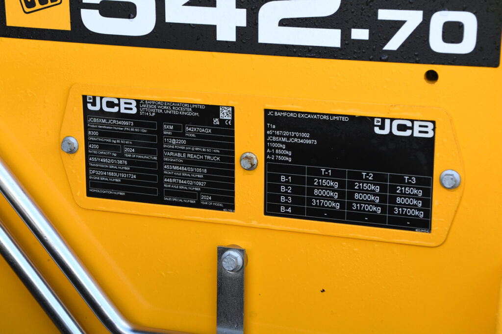 42b7ef116bccf26d38225d5aea02de0d