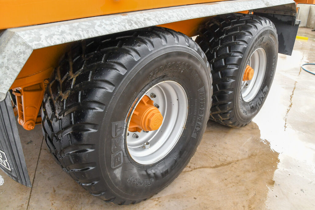 baf16f5d7a142540da5a25e8fe977f15