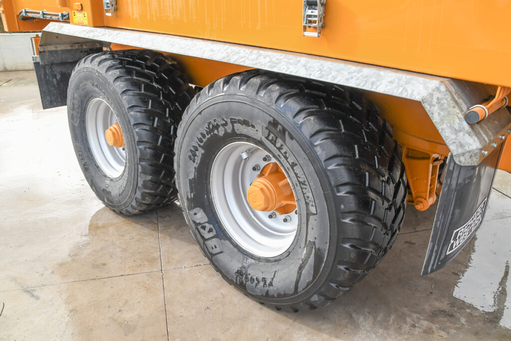 7ef33d9f5da2a6e82be63530ca312f85