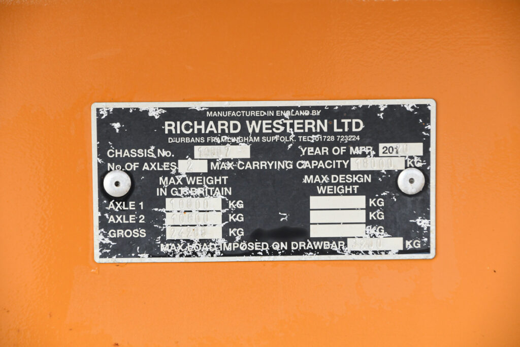 b8793c65f556bf1a8ab33819f4ae710a