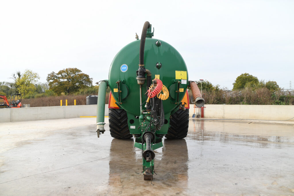 1600fd7e39223b24971439f77541b243