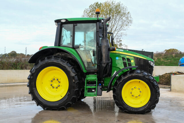 6100M John Deere Tractor 2022