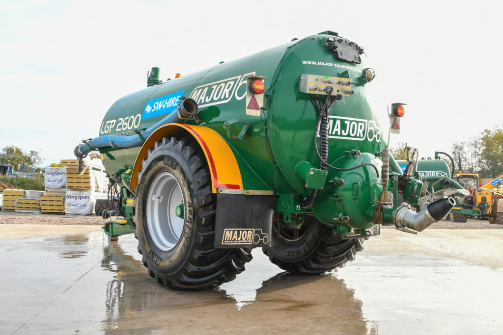 e2d6fb8f1ba730a104d2ecdf17611ce2