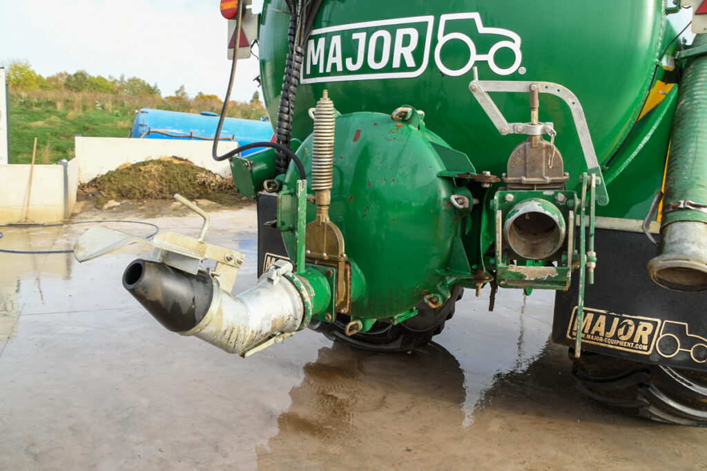 4550a7cadbda90a52093efa6ea483155