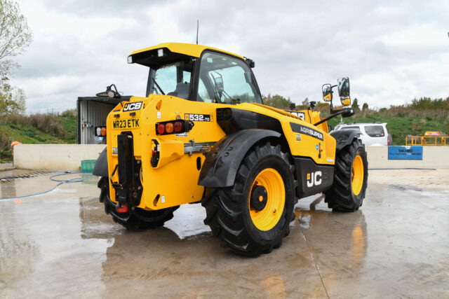 532-70 AgriSuper JCB 2023