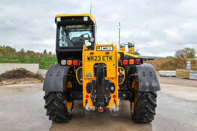 532-70 AgriSuper JCB 2023