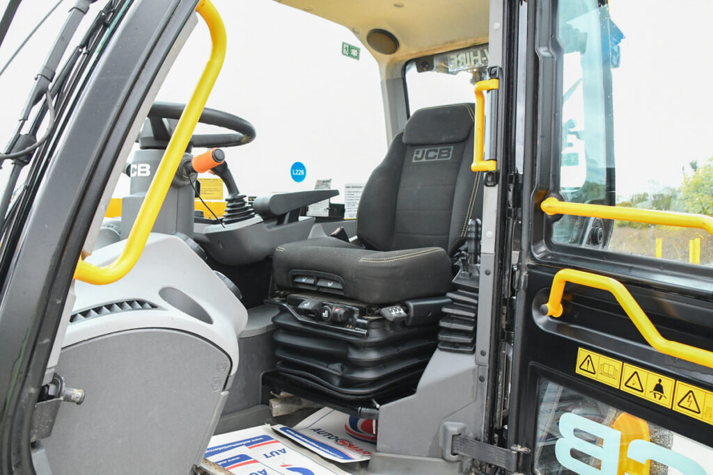 4e3628b95cf769013a2bb0f9c63a7510