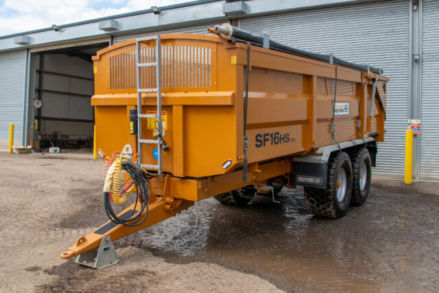 Richard Western SF16HS Grain Trailer
