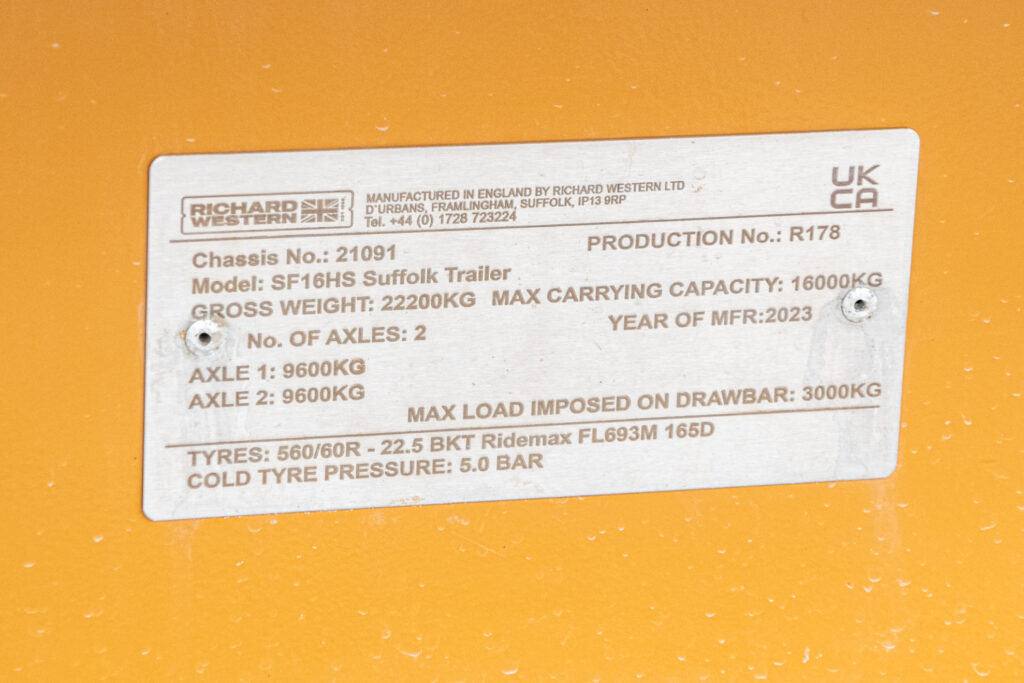 2bfc7d40b180fa72efb9e1e712125836