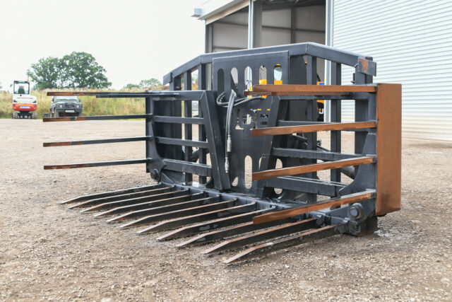 JCB 14ft Grass Folding Fork