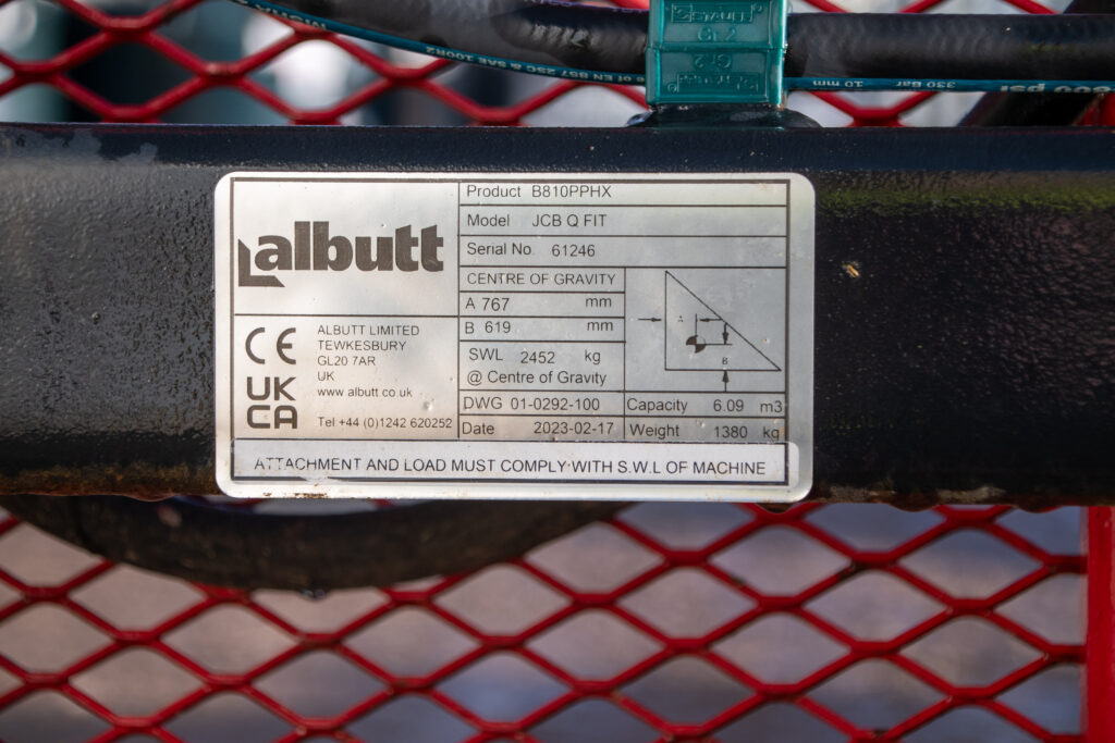 aa932cf93c9fb539c47572b185cdcd80