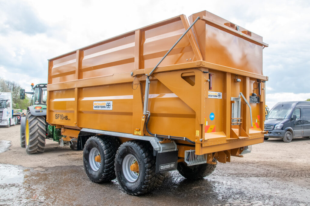 02fcffaadbceaf092d58f0677c7d6df1