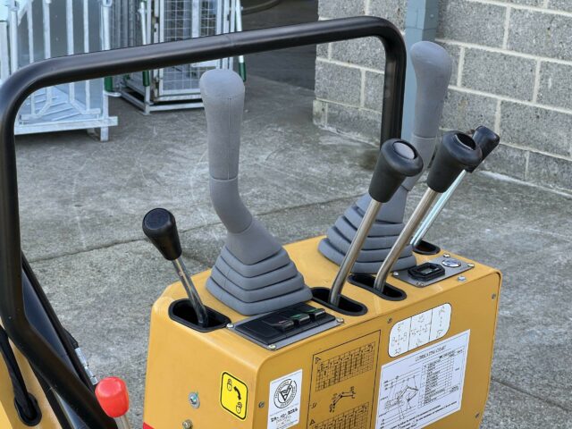 CARTER CT10 MINI DIGGER