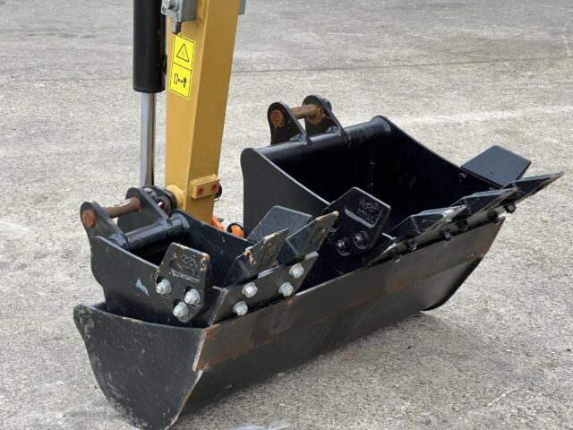 CARTER CT12 MINI DIGGER