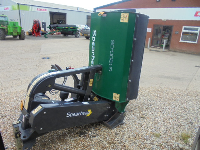 Spearhead Q1200 offset verge mower