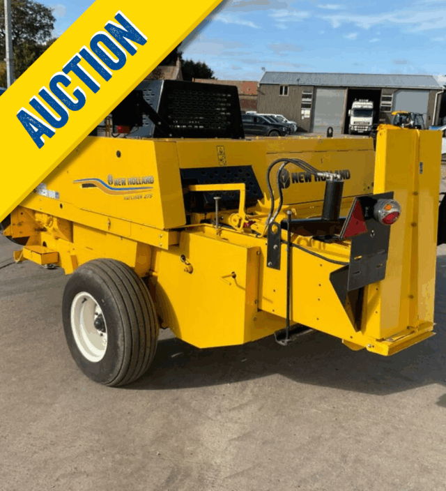 Lot 11: New Holland Hayliner 275