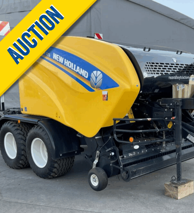 Lot 2: New Holland Roll Baler 125