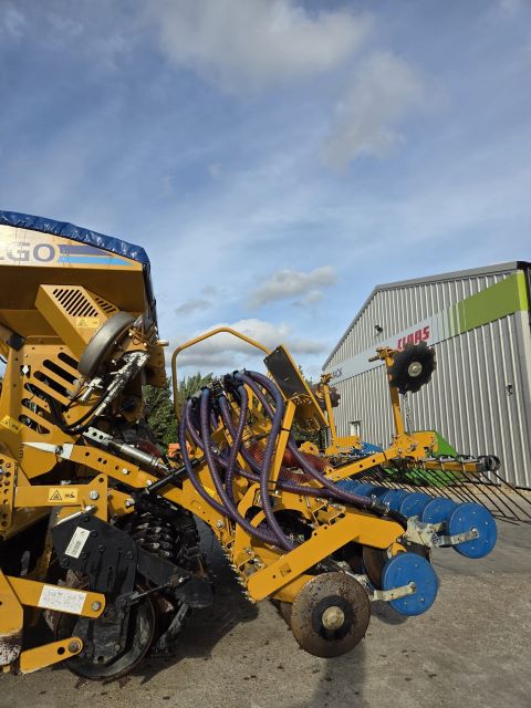 Alpego 3 metre power harrow drill combination