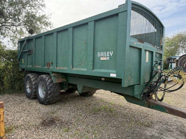 Baileys TB Trailer